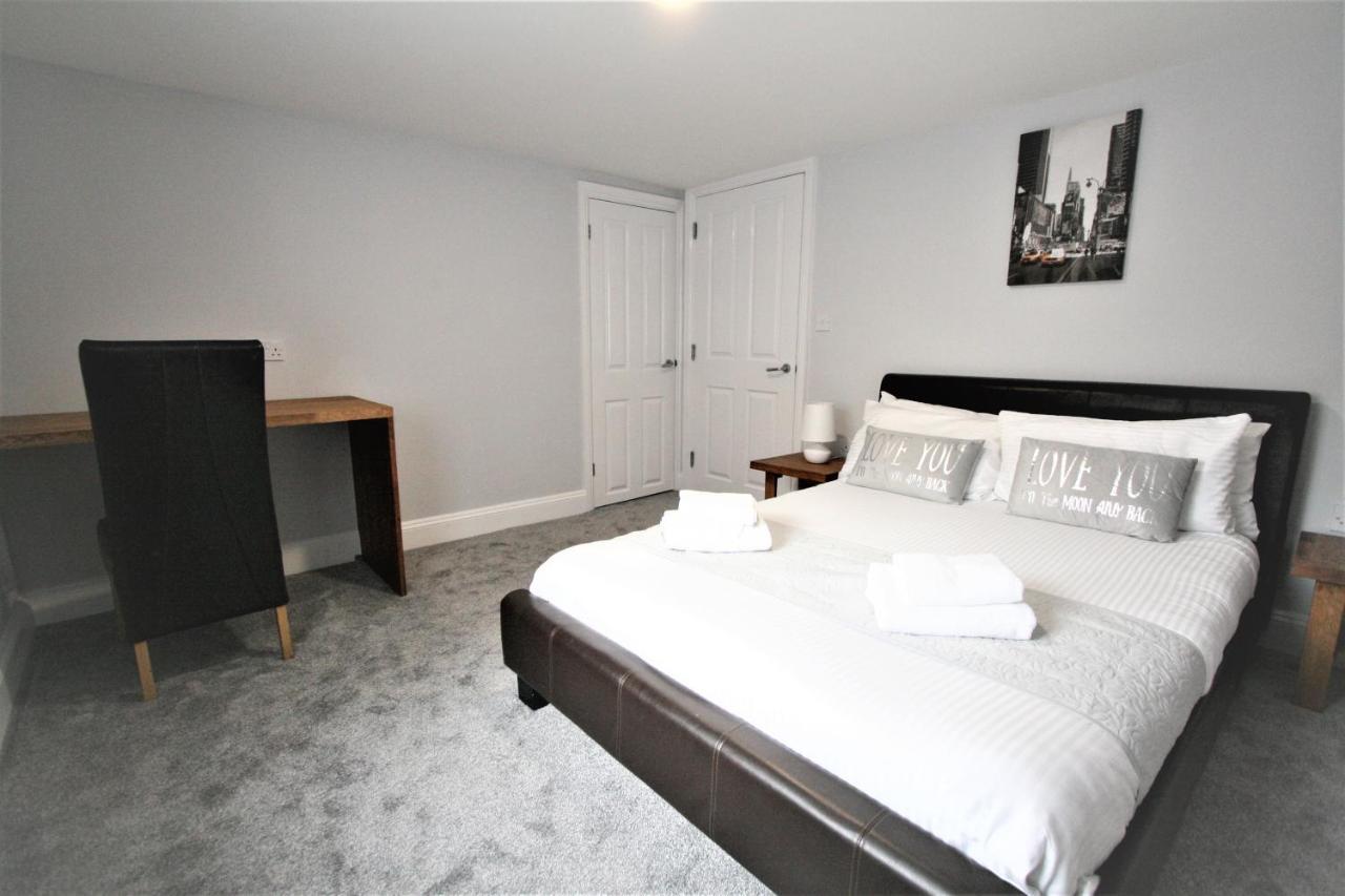 Nelson By The Docks Serviced Apartments By Roomsbooked Gloucester Kültér fotó