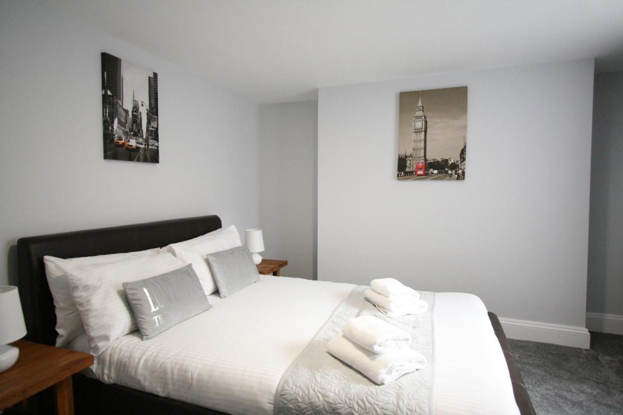Nelson By The Docks Serviced Apartments By Roomsbooked Gloucester Kültér fotó
